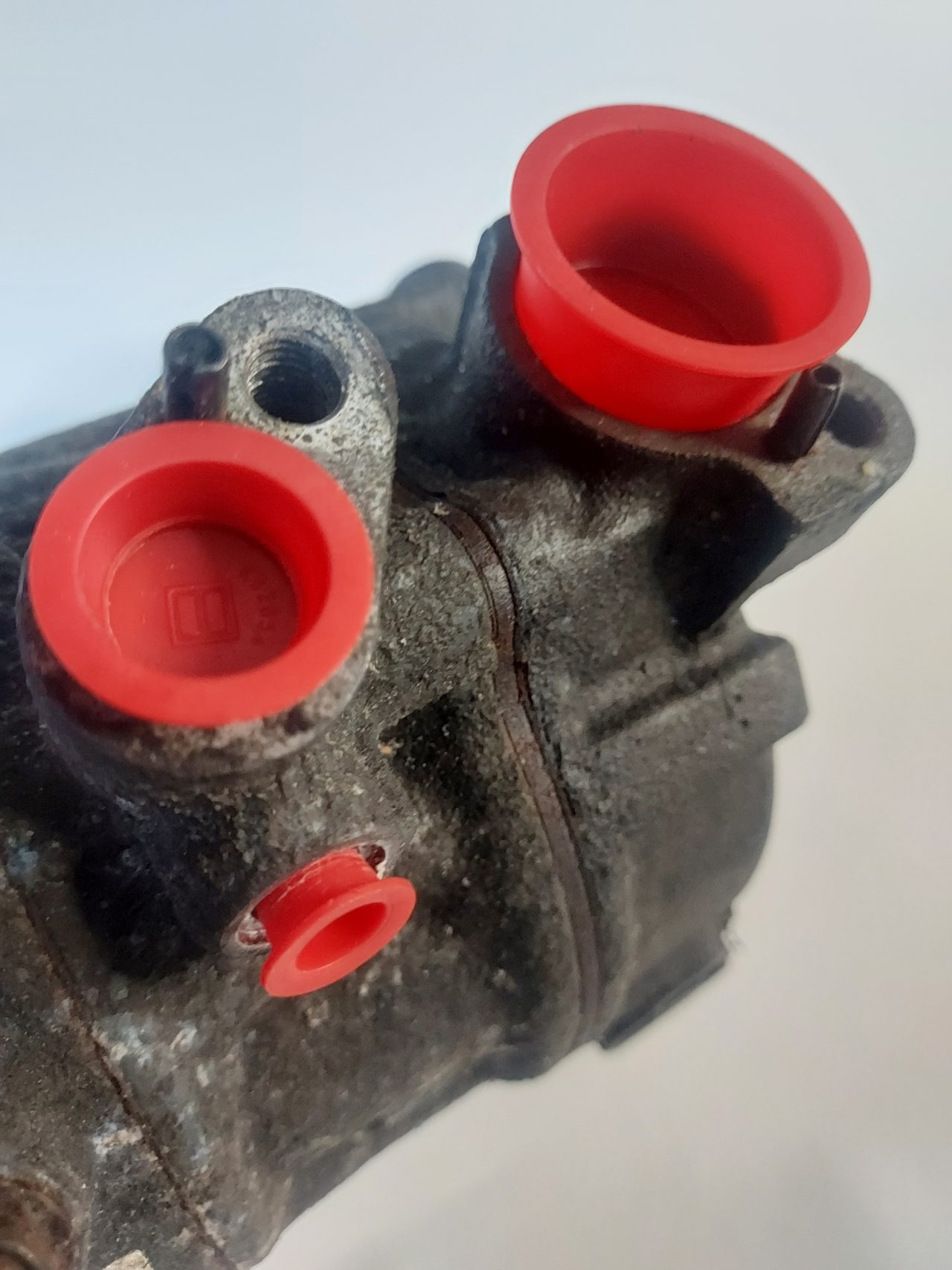 VW Air Con Pump Plug Set for 200 Aircon Pumps Parts Labelling Solutions